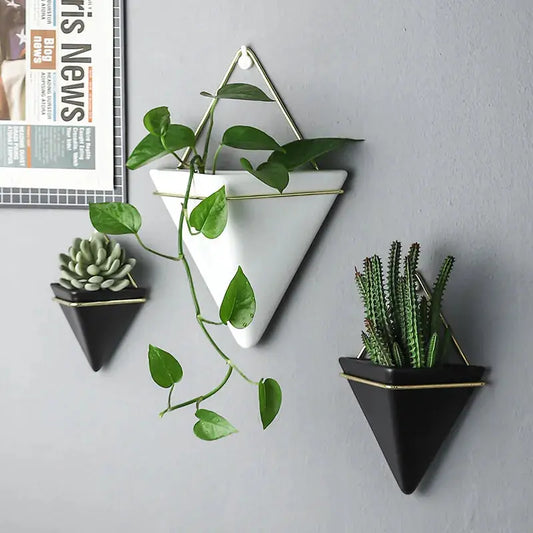 NEW Wall Mounted Triangle Plant Flower Pot Nordic Ceramic Flowerpot Succulent Plant Holder Indoor Hanging Planter Geometric Vase Mary's Garden Shed